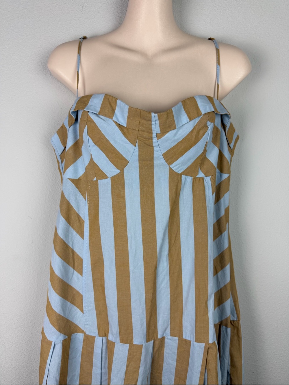 FARM RIO Striped Maxi Dress - Picture 6 of 9